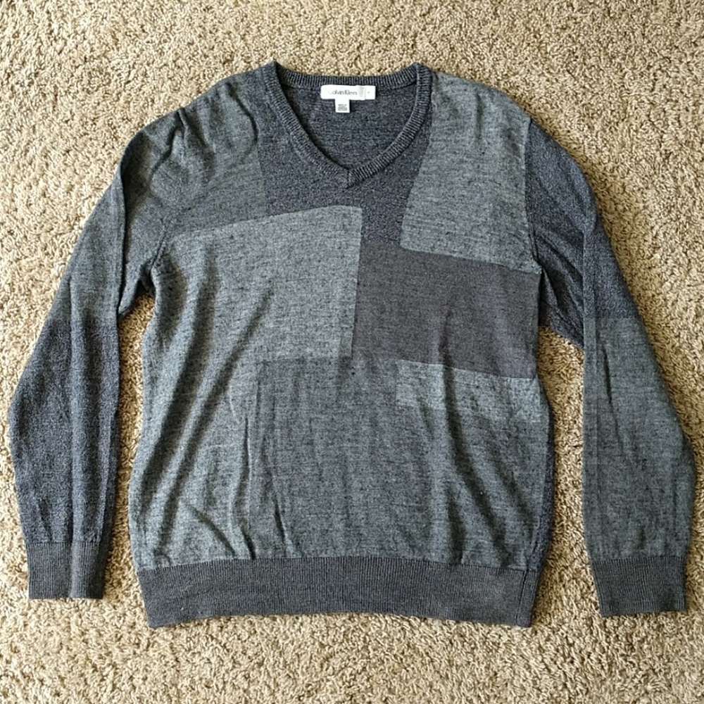 Men's size medium Calvin Klein Sweater